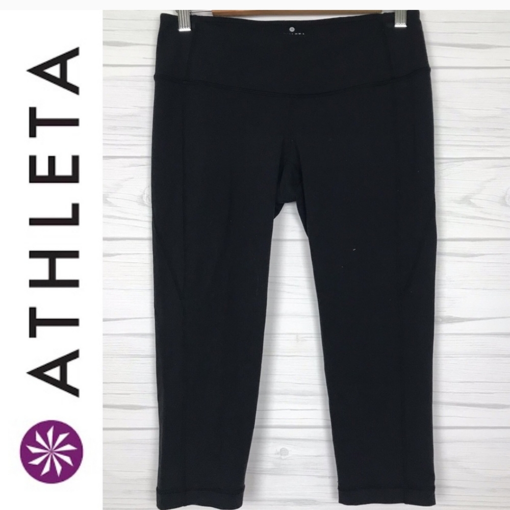 Athleta Revelation Black Capri Workout Pan…